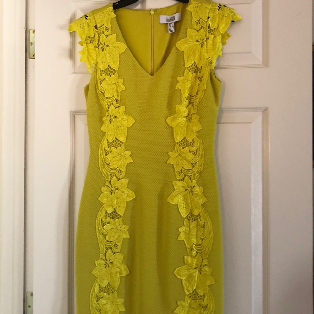 Dress - Picture 3 of 5